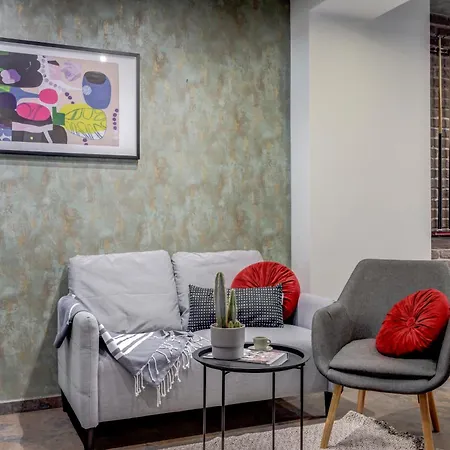 Sophisticated 2bdrm 2bath And Billiard * Sofia