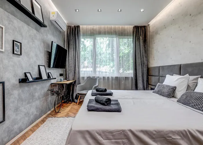 Sophisticated 2bdrm 2bath And Billiard アパート ソフィア