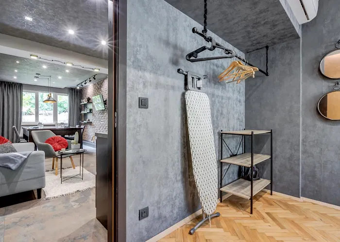 Lejlighed Sophisticated 2bdrm 2bath And Billiard Sofia