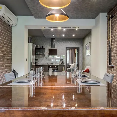 Apartman Sophisticated 2bdrm 2bath And Billiard