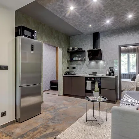 Sophisticated 2bdrm 2bath And Billiard Szófia